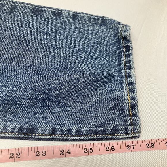 VTG Levi's 501 Womens Blue Denim Med Wash Button Fly Tapered Jeans Size 23x28 - Picture 16 of 16